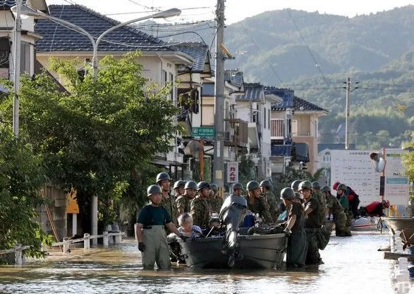 Повінь в Японії: кількість жертв зросла
