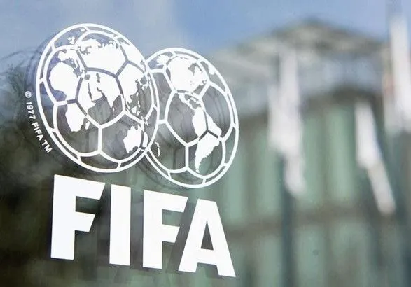 ФФУ пояснила ФІФА, що насправді означає “Слава Україні”