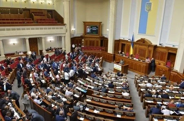 u-bpp-zayavili-scho-prezident-ne-zbirayetsya-rozpuskati-parlament