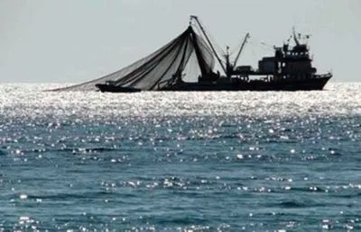 Капитану судна с украинскими рыбаками, которых задержали в Крыму, грозит до 5 лет тюрьмы