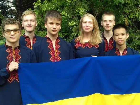 Украинские школьники на Международной математической олимпиаде получили 4 золотые и 2 серебряные медали