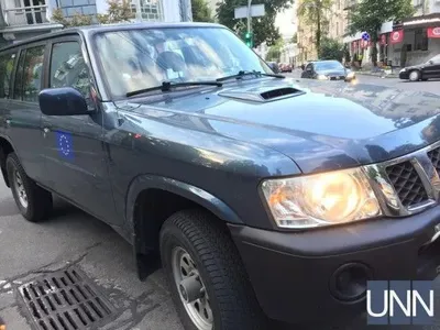 Еще одно ДТП в правительственном квартале: авто на дипномерах "ударило" такси