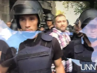 Поліція затримала “євробляхера” в урядовому кварталі за образу правоохоронців
