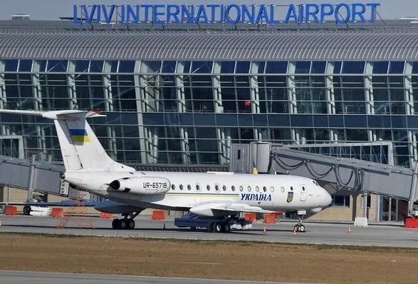 В аеропорту "Львів" затримується рейс до Єгипту