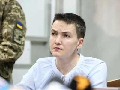 Суд продовжив тримання Надії Савченко під вартою