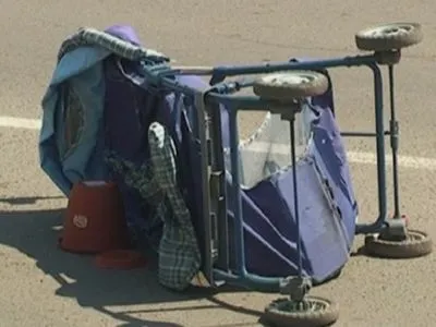 В Харькове задержали водителя, который сбил коляску с младенцем