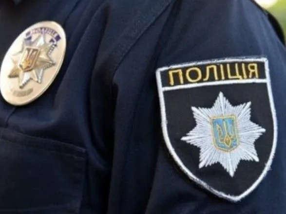 В общественном транспорте в Одесской области неизвестный избил пассажирку