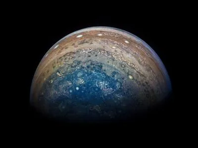 Ученые обнаружили 12 новых лун вокруг Юпитера