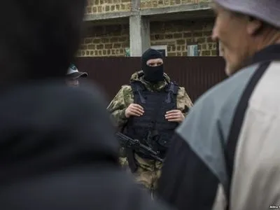 В Крыму проходят обыски по делу "Хизб ут-Тахрир"