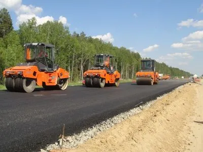 На строительство дорог направят 1,8 млрд грн от сверхплановых поступлений от таможни