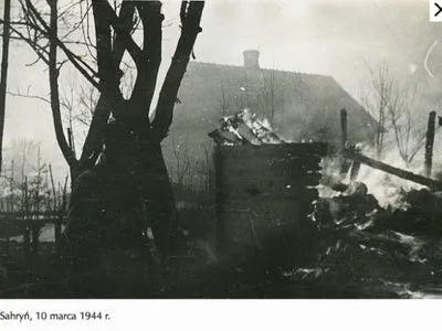 В Польше выдали фото уничтоженного украинского села за "преступления националистов на Волыни" - Вятрович