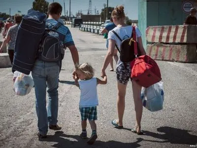 Українці за півроку 519 тисяч разів перетнули адмінмежу з Кримом
