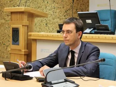 Міністр інфраструктури: Україна веде переговори про санкції проти чорноморських портів Росії