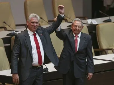 Председатель Госсовета Кубы сравнил эмбарго США в отношении его страны с динозавром