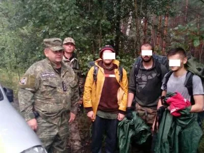 У зоні відчуження під Чорнобилем затримали сімох сталкерів