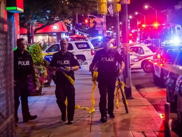 Стрельба в Торонто: двое людей убиты, 13 раненых