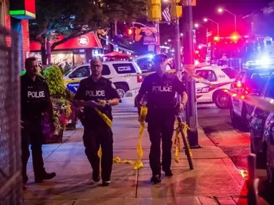 Стрілянина у Торонто: двоє людей убиті, 13 поранених