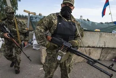 Российское командование на Донбассе запретило увольняться из рядов боевиков