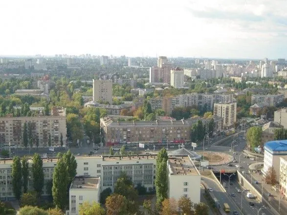 У Києві сьогодні перекрили рух на важливій транспортній розв'язці