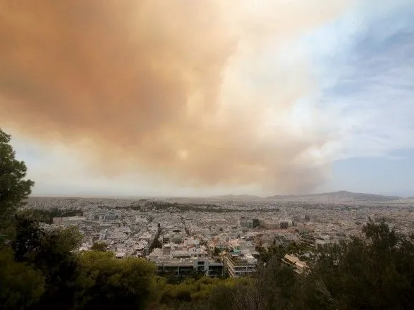 Лесные пожары в Греции: число жертв продолжает увеличиваться