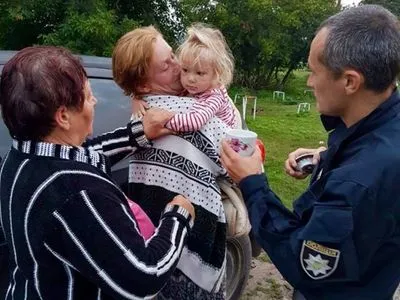 В Черкасской области всю ночь искали маленького ребенка