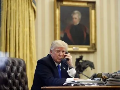 Білий дім не повідомлятиме про дзвінки Трампа і світових лідерів