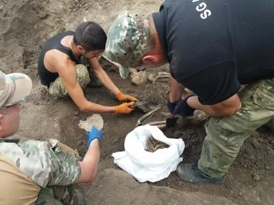На Тернопільщині розкопали масове поховання повстанців