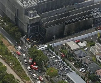 Четверо людей погибли в пожаре на стройке в Токио