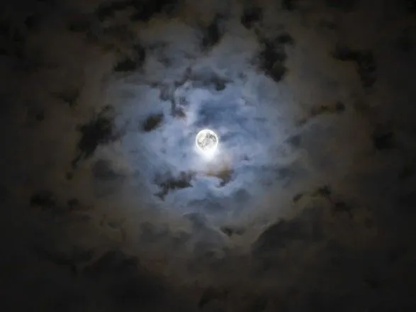 Частина українців не зможе побачити місячне затемнення