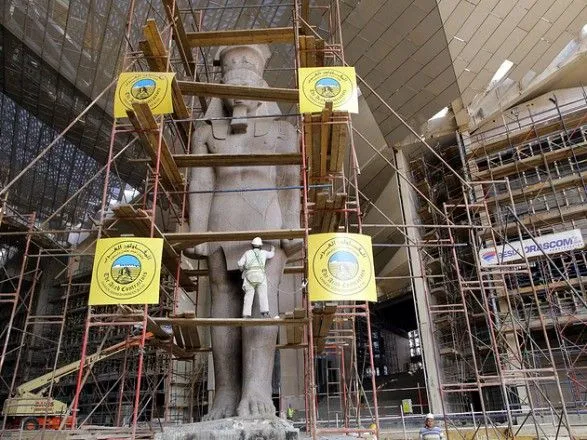 В Єгипті відновили 30-тонну статую фараона Рамсеса Великого
