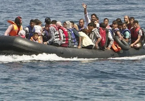 У берегов Испании за два дня спасены более 1200 беженцев