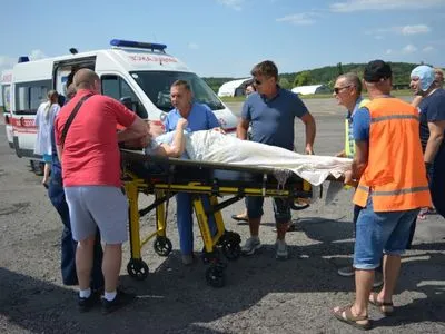 На Закарпатье роженицу на вертолете доставили в больницу