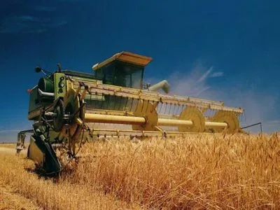 Аграрии уже намолотили 22,4 млн тонн зерна нового урожая