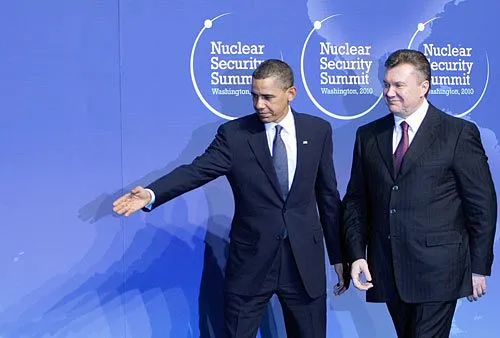 Докази проти Манафорта: Янукович мав встановити з Обамою "особливі стосунки"