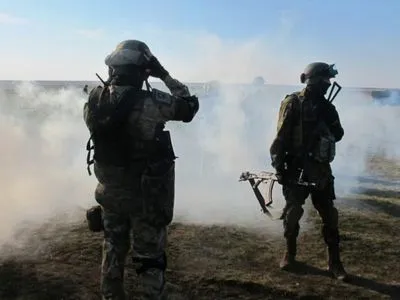 На Донбассе в результате боевых действий получил ранение украинский военный