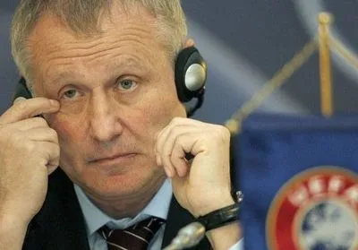 Суркіс, який лобіює інтереси Росії, не має представляти Україну в УЄФА - політолог