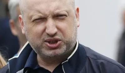 Як читати лекцію колорадським жукам: Турчинов відреагував на заяви про референдум на Донбасі
