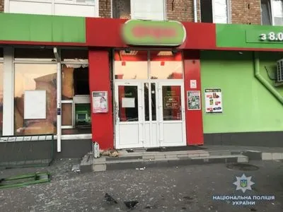 Под Киевом неизвестные взорвали банкомат