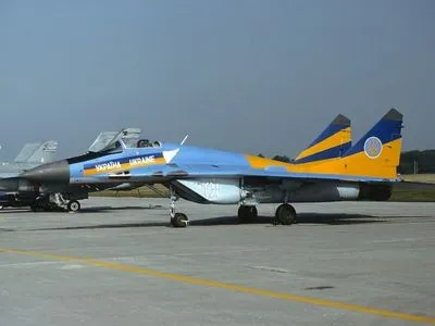 Украинские военные получили два модернизированных истребителя