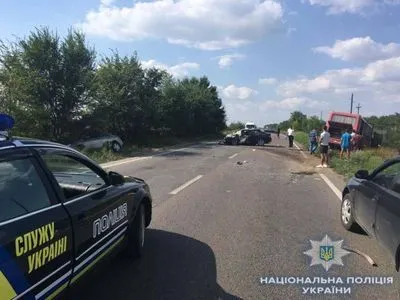 В Одесской области в результате столкновения маршрутки и легковушки погиб человек