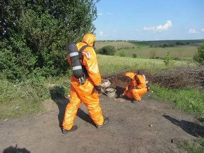 Контейнер с радиоактивным веществом обнаружен в Хмельницкой области