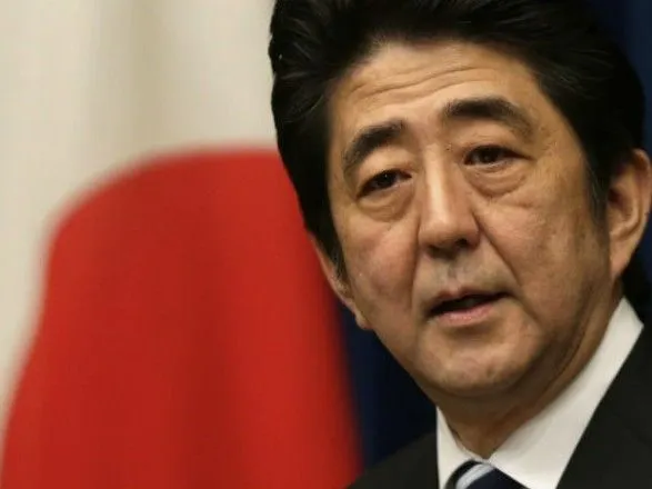 Премьер-министр Японии выступил за личный диалог с Ким Чен Ыном