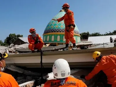 У результаті землетрусу в Індонезії постраждали сім іноземних туристів