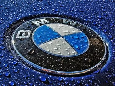 BMW відкличе у Європі сотні тисяч автомобілів