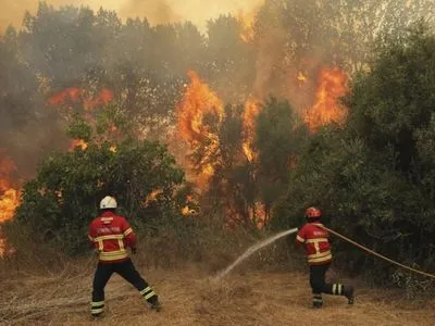 Пожежі на півдні Португалії залишили людей без води