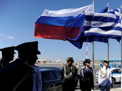 Греция назвала высылку своих дипломатов из России попыткой мести
