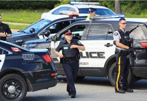 В полиции Канады заявили, что стрельбу в Фредериктоне открыл 48-летний местный житель