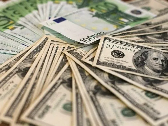 У липні українці активно поповнювали валютні депозити: зростання склало 2%