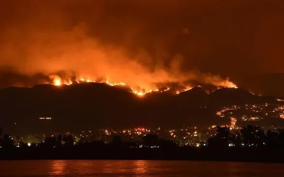 Пожары в Калифорнии: леса могут гореть до сентября
