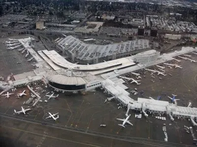 Співробітник аеропорту Сіетла, який викрав літак - пройшов всі перевірки безпеки